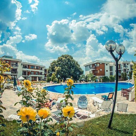 Gt Messambria Fort Beach Apartments Sveti Vlas Exterior photo