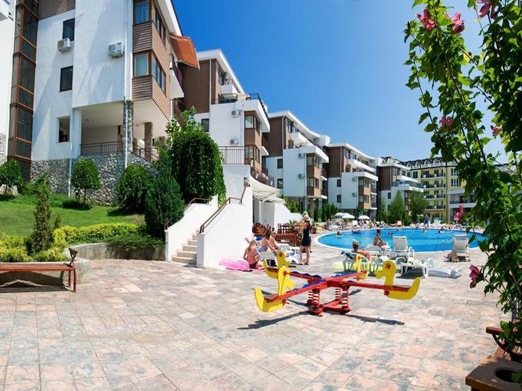 Gt Messambria Fort Beach Apartments Sveti Vlas Exterior photo