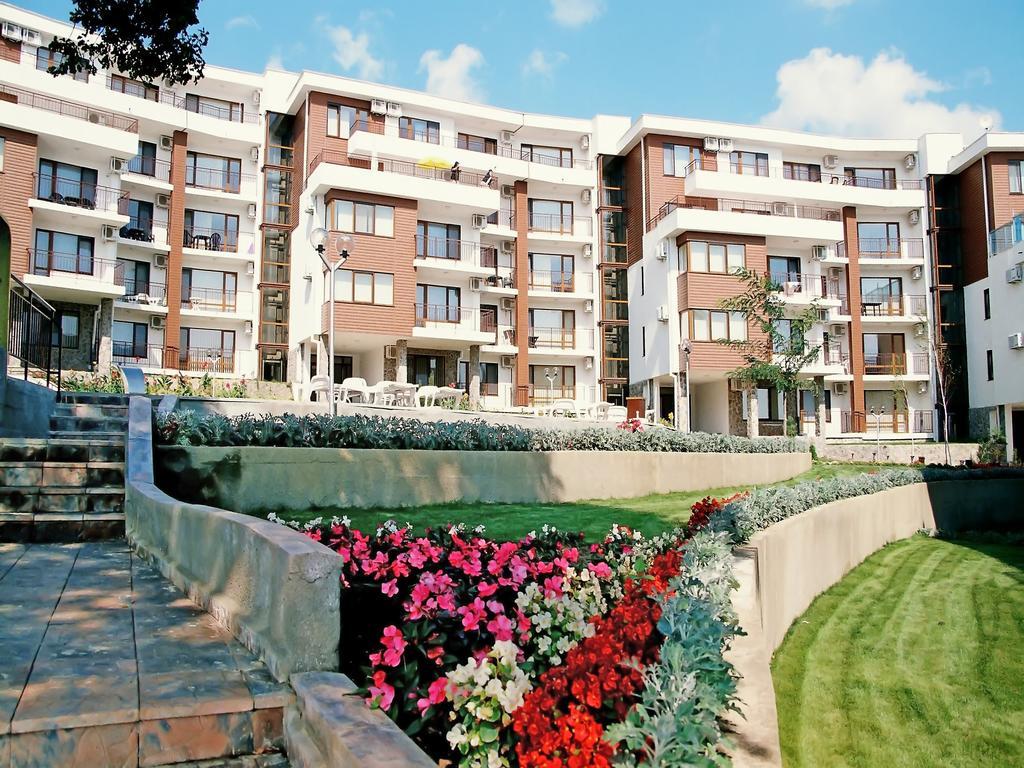 Gt Messambria Fort Beach Apartments Sveti Vlas Exterior photo